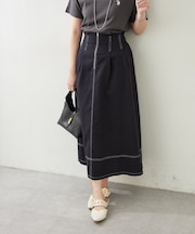 足長効果◎フロントZIPフレアースカート