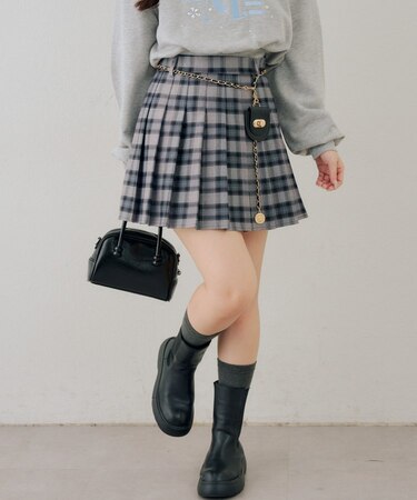 【continuer】チャーム付プリーツミニスカート