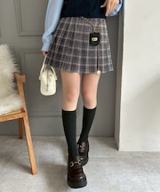 【continuer】チャーム付プリーツミニスカート