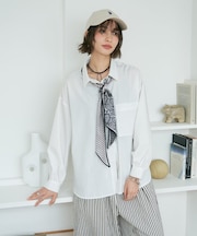 スカーフ付きベーシックシャツ