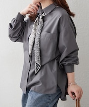 【オンオフ使える】スカーフ付きベーシックシャツ