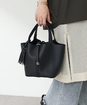 【5色展開】きれいめデザイン、タッセル付ハンドバッグ