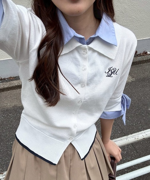 【ANOTHER BRANCH】袖のリボンがトレンド見え?2枚衿ドッキングニット