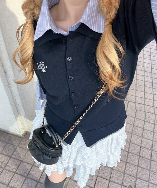 【ANOTHER BRANCH】袖のリボンがトレンド見え?2枚衿ドッキングニット