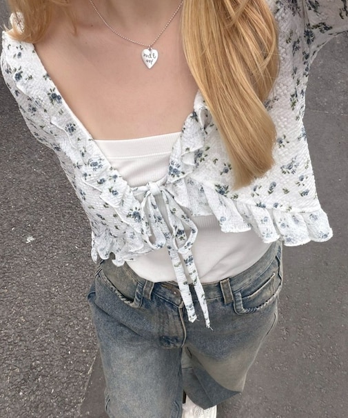 【continuer】【繊細なレースとフリルが主役級】ラッフルフリフリカーデ