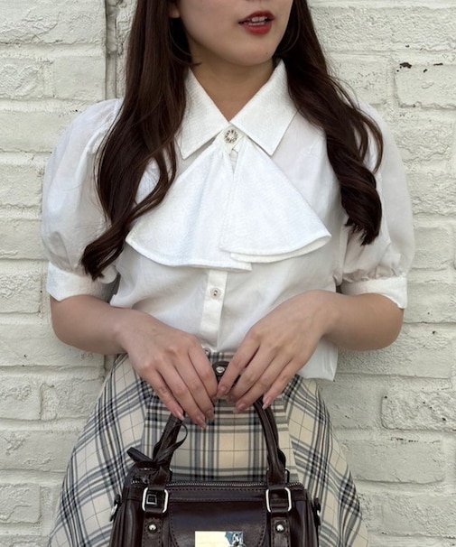 【ANOTHER BRANCH】【ふんわりシルエット】レースボウタイ付ブラウス