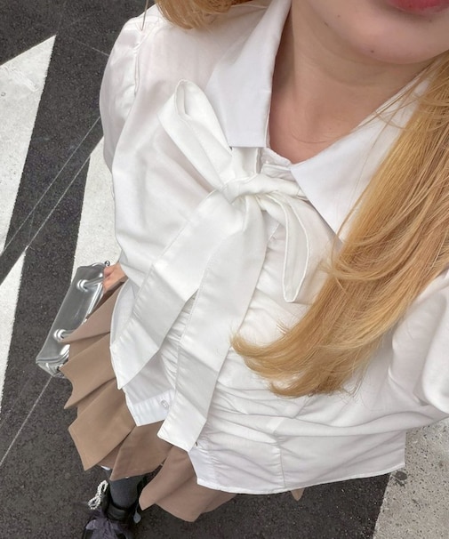 【continuer】胸ギャザーリボンタイブラウス
