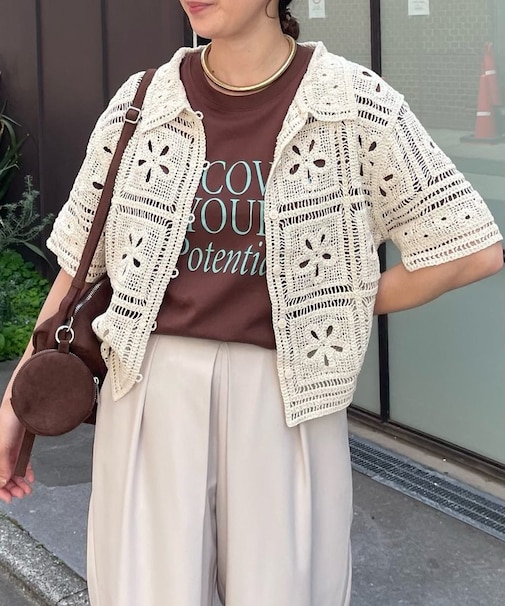 かぎ針衿付きカーディガン
