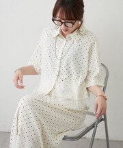 裾レースシャツ