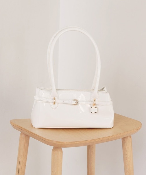 【one after another】ベルト付きスクエアバッグ