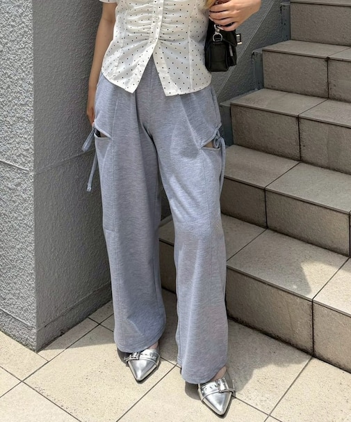 【continuer】キラキラのスリットカットパンツ