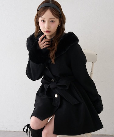 【continuer】フェイクファーフード付きミドルコート