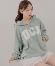 【continuer】ロゴフリースパーカー