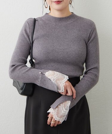 上品見え叶う、袖レースリブニット