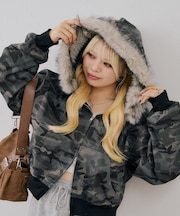 【ANOTHER BRANCH】フェイクファー付パーカーブルゾン