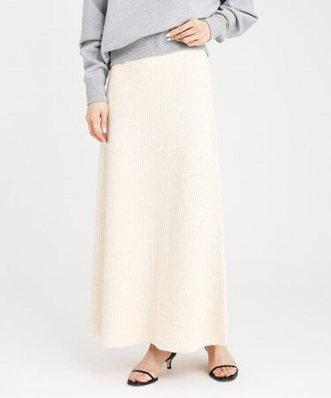 エアリーフィールニットスカート