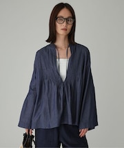 ピンタックデニムブラウス