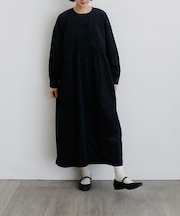 オオカミとハリネズミのエクリュ“秋冬”