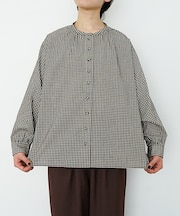 オオカミと追いかける月の足跡