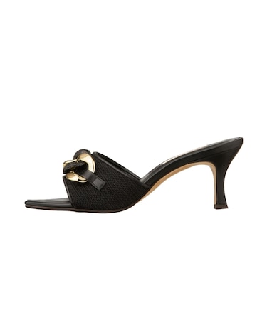 大ぶりチェーンがポイントに♪大人ミュール