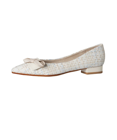 編み込みリボンでフェミニンに☆フラットパンプス