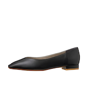 Vカットで足元スッキリ♪スクエアトゥフラット