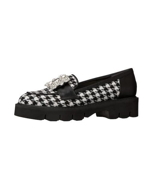 ビジューバックルが目を引く♪厚底ローファー