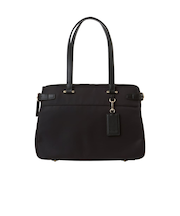 使いやすさ抜群◎A4サイズナイロントート