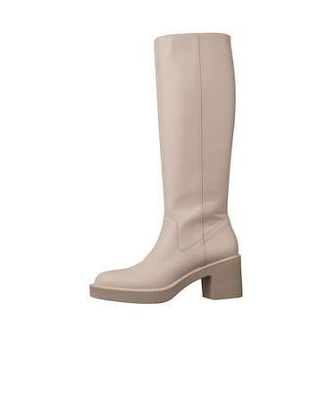 厚底でスタイルアップ♪シンプルロングブーツ