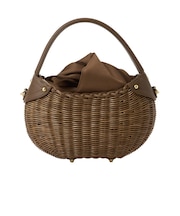 コロンとしたシルエットが可愛い♪ラタンバッグ