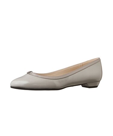 ソフトで優しい印象♪ラウンドトゥフラットシューズ