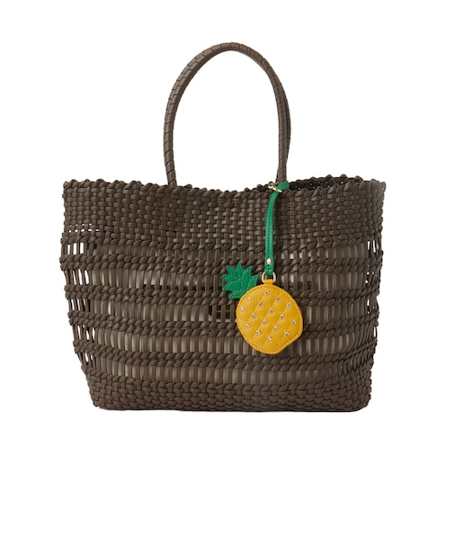 パイナップルチャームがCUTE♪メッシュBAG