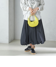 〈手洗い可能〉タック バルーン スカート 24SS ◇