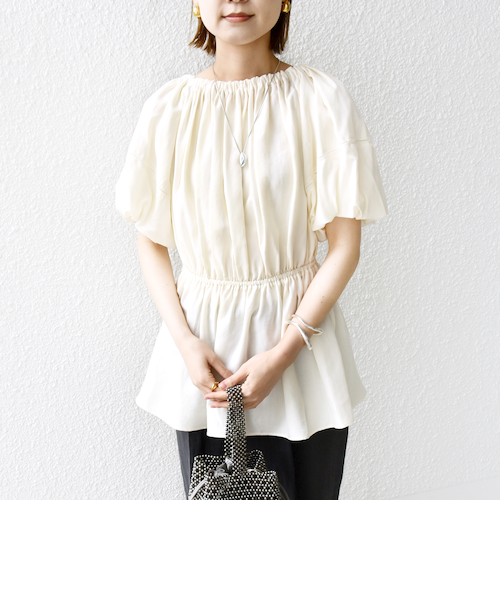 コットンシルク シャーリングペプラムブラウス｜トゥモロ－ランドの