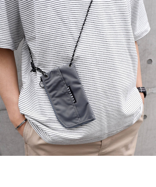 【SHIPS any別注】MAISON CANVVAS: 【ユニセックス】 マルチ ポーチ◇