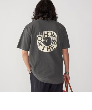 *【SHIPS別注】THE DAY ON THE BEACH: ガーメントダイ プリント Tシャツ