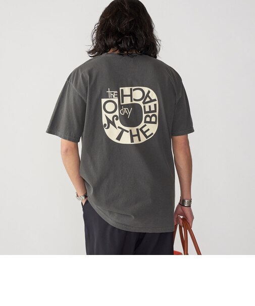 *【SHIPS別注】THE DAY ON THE BEACH: ガーメントダイ プリント Tシャツ