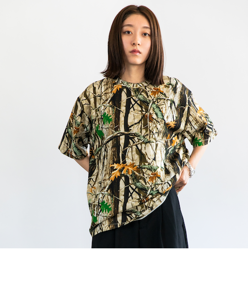 City Ambient Products: ツリー カモフラージュ プリント Tシャツ