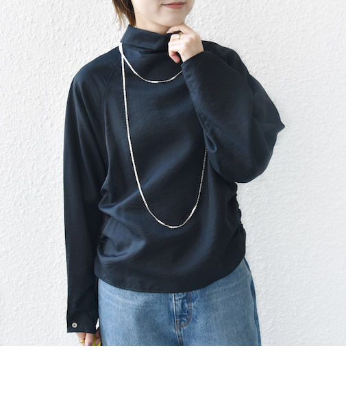 【WEB限定】〈洗濯機可能〉シアー ハイネック 2WAY ブラウス