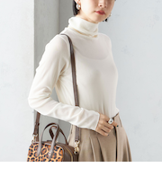 〈手洗い可能〉フロッキ― チュール タートルネック