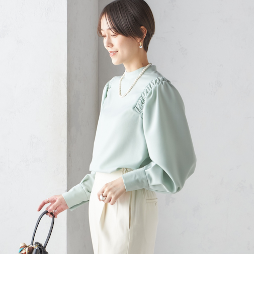 〈手洗い可能〉ウール混 スタンドカラー 袖 シャーリング ブラウス