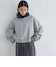グレー