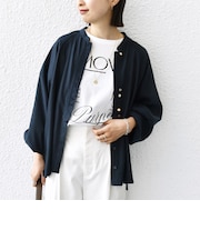 〈手洗い可能〉メタル ボタン シャンブレー ブラウス