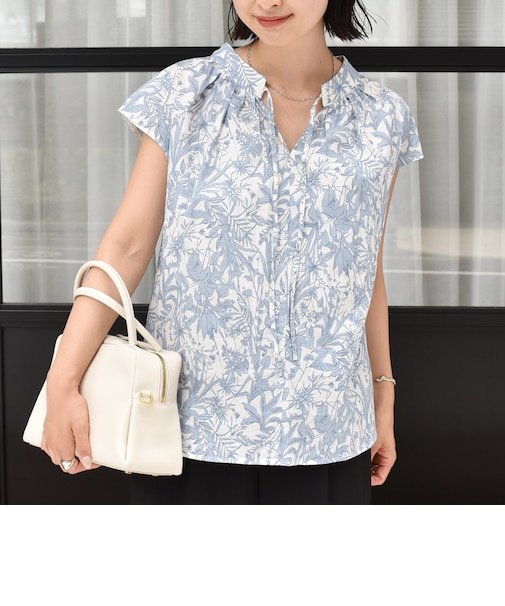 〈手洗い可能〉綿 ローン ボタニカル プリント フレンチ スリーブ ブラウス