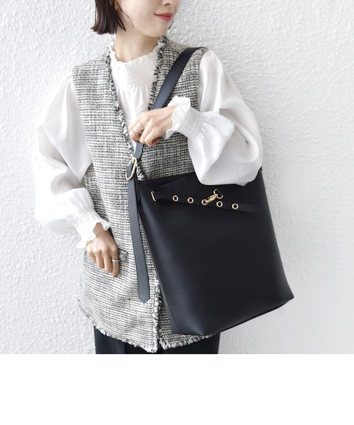 【WEB限定】ハトメ ベルト ワンショルダー バッグ M