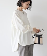 バックタックロングプルオーバー