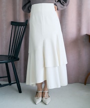 ティアードイレヘムスカート