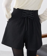 バックレースアップショートパンツ