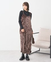 クラッシュベロアシャーリングワンピース