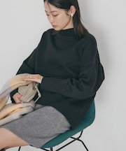 モックネックコクーンニットプルオーバー